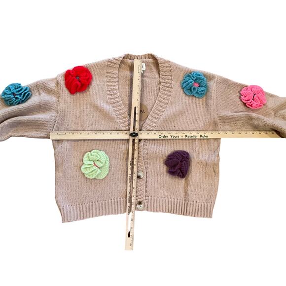 Bibi Floral Knit Cardigan Sweater V-Neck Button Front Beige Womens Size M NWT - Picture 5 of 5
